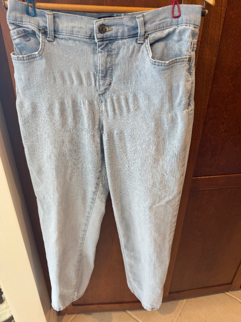 Gloria Vanderbilt Women's Size 11  Short Straight Leg Denim Blue Jeans